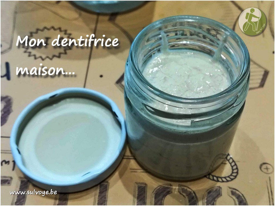 You are currently viewing Dentifrice crémeux fait maison (DIY)